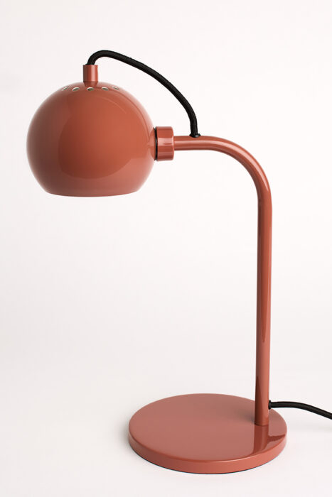 Frandsen Ball bordlampe glossy red