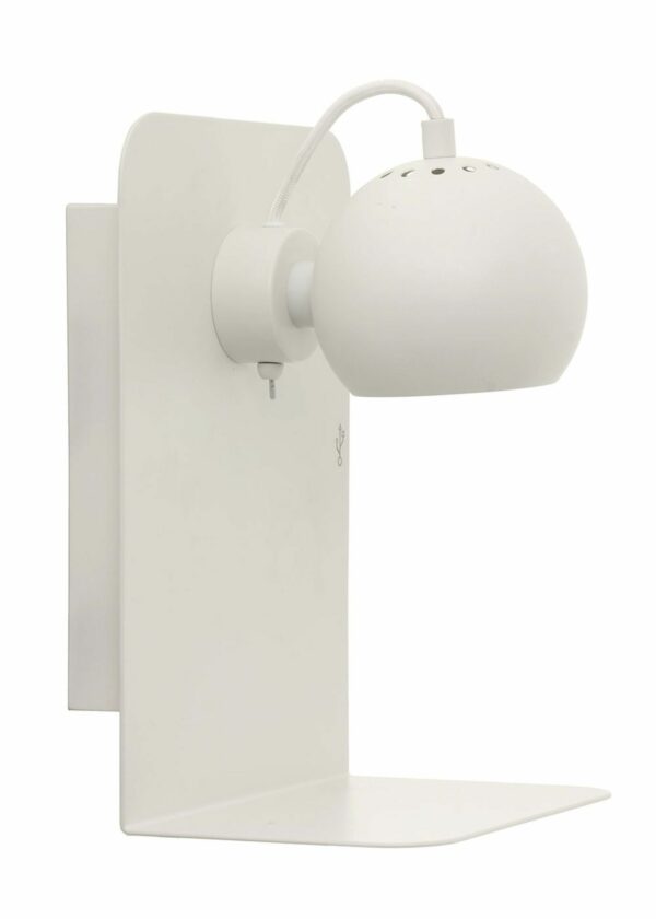 Frandsen Ball Wall Lamp USB hvid metal væglampe med magnetisk hoved og USB